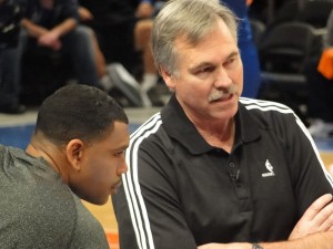 Mike_D'Antoni_and_Allan_Houston