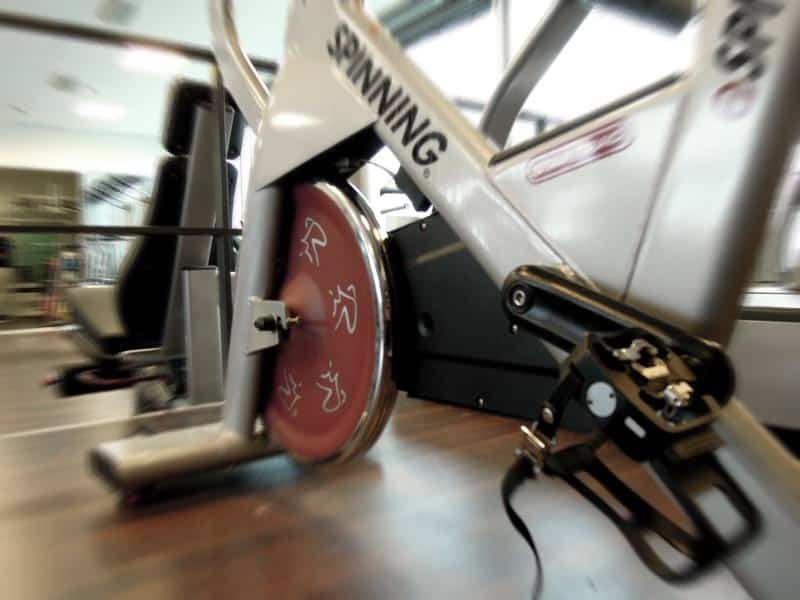 Vélo d'Appartement : Quel Programme de Cardio-training suivre ?