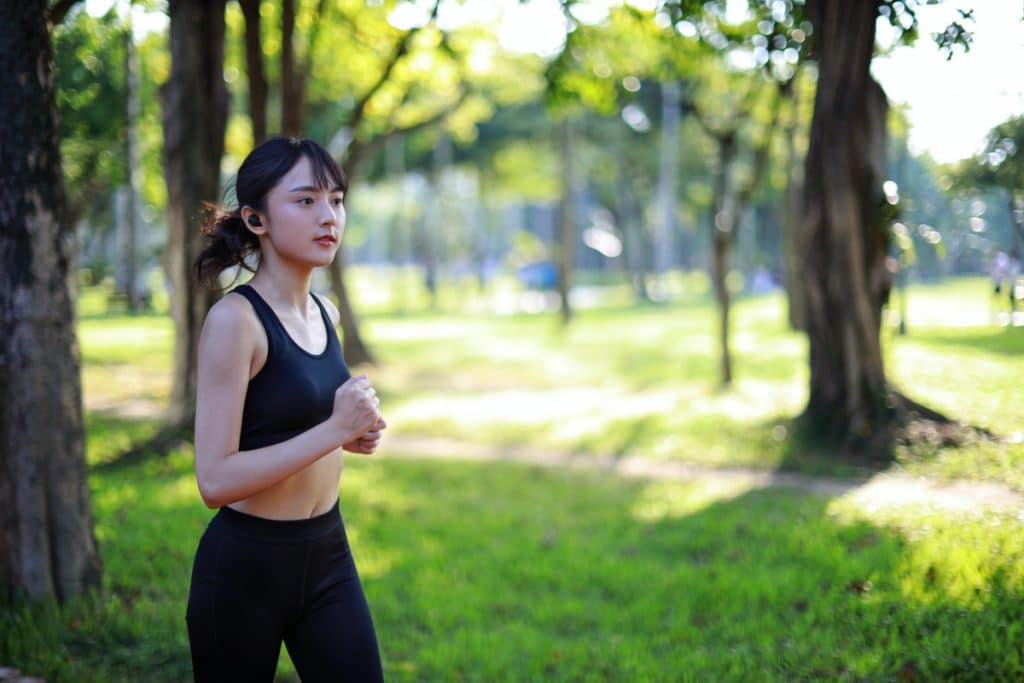 Pour et le Contre des Leggings Transpirants : Pourquoi l'adopter ?