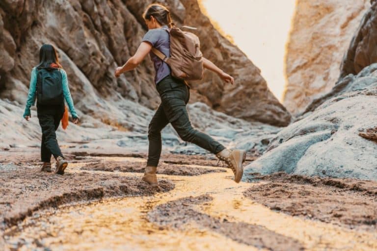 Comment Choisir un Sac d'Hydratation pour Trail : Guide Complet 2023